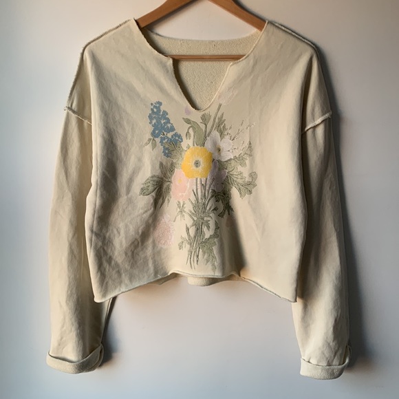 Y2K | Floral Graphic Cottage Core Cropped V-neck Lightweight Cozy Knit Shirt Top - Picture 2 of 6